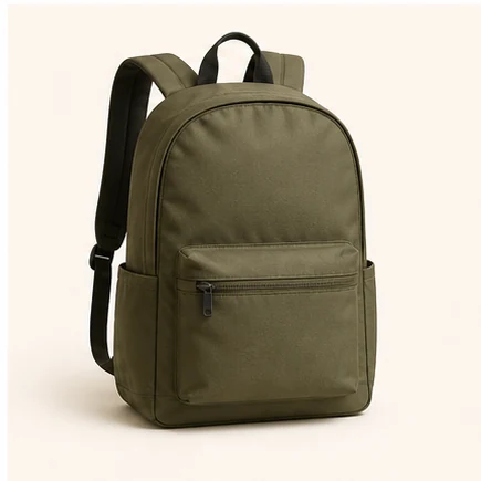 Reiserucksack in neutraler Studioaufnahme